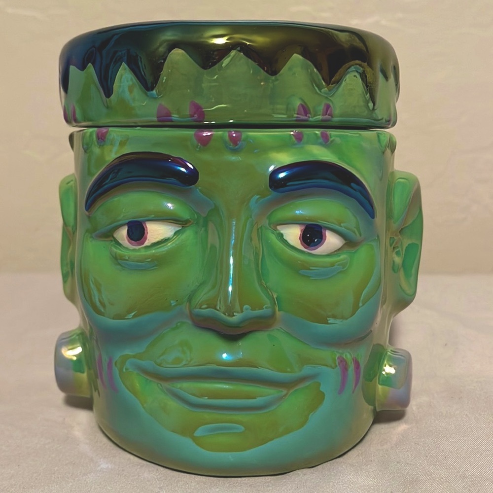 Nwt Martha Stewart Frankenstein two wick Halloween candle